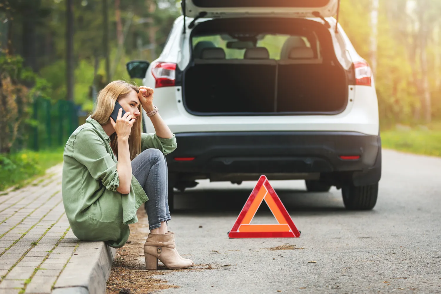 Ile pali auto z laweta?