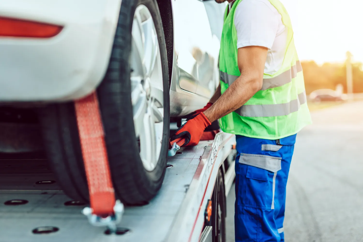 Ile waży auto laweta?